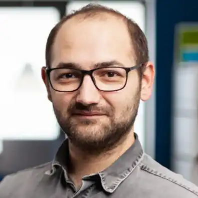 Юрій Кравець Редактор